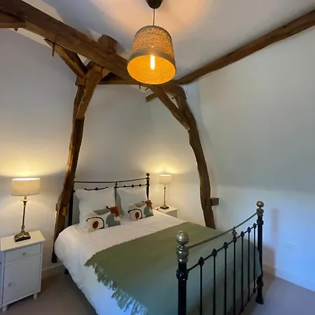 Les Camelis Holiday home